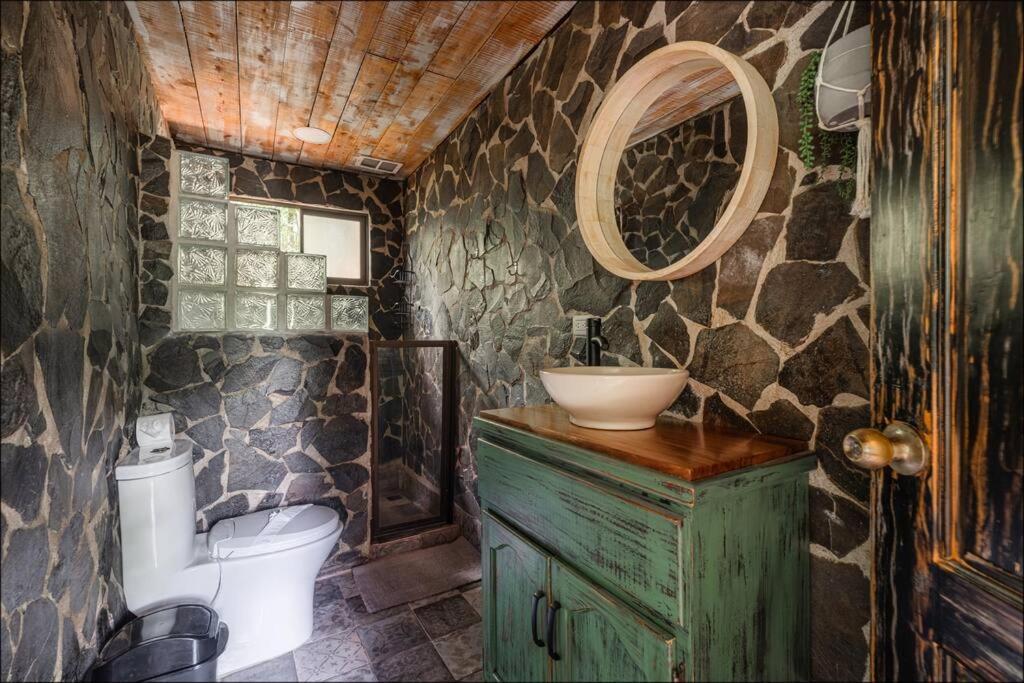 Unicorn Lodge: Direct Riverfront : Unique Experience San Gerardo de Dota Eksteriør billede