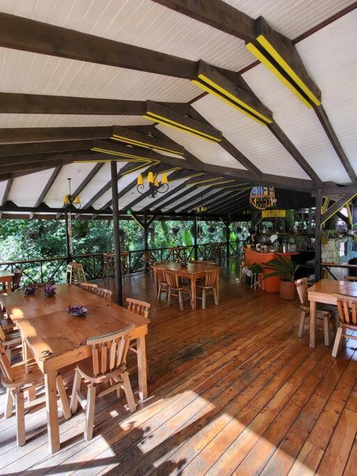 Unicorn Lodge: Direct Riverfront : Unique Experience San Gerardo de Dota Eksteriør billede